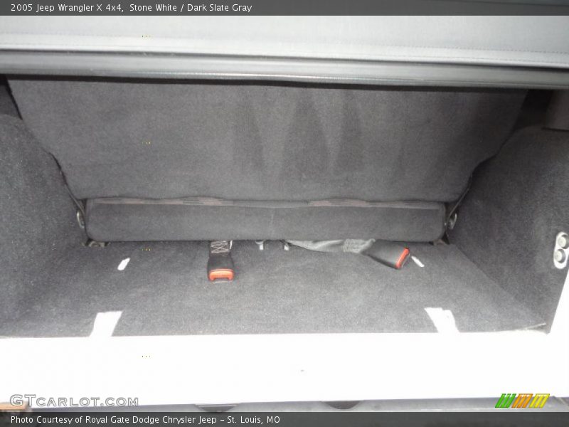 Stone White / Dark Slate Gray 2005 Jeep Wrangler X 4x4