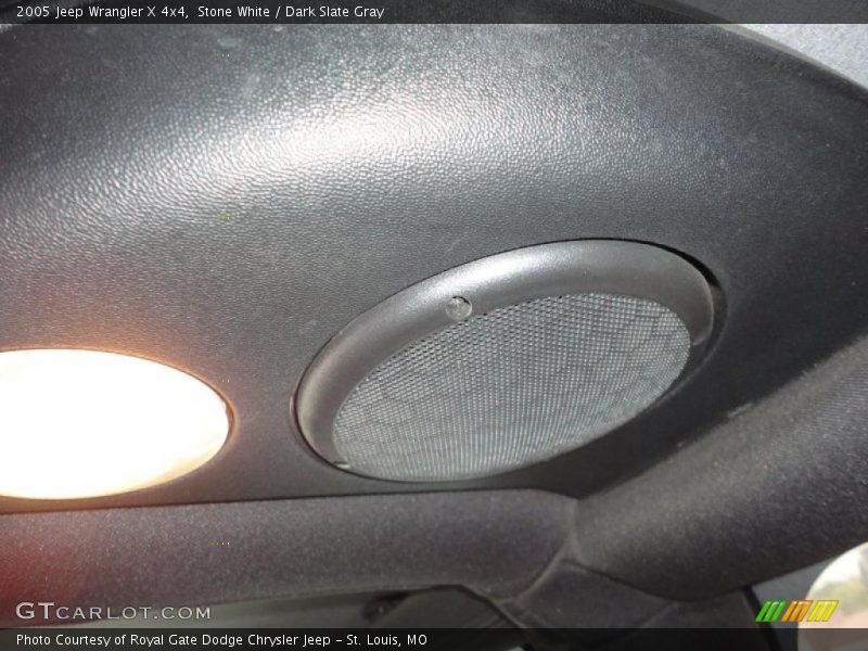 Stone White / Dark Slate Gray 2005 Jeep Wrangler X 4x4