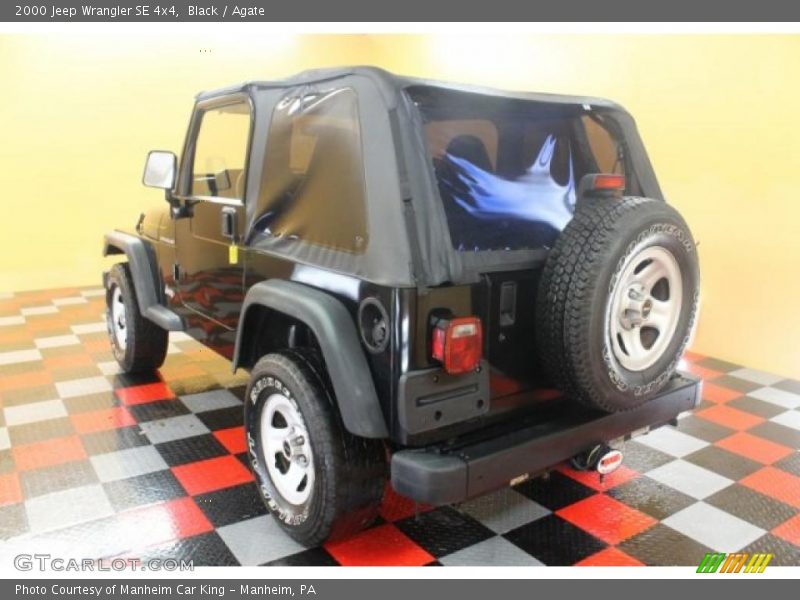 Black / Agate 2000 Jeep Wrangler SE 4x4