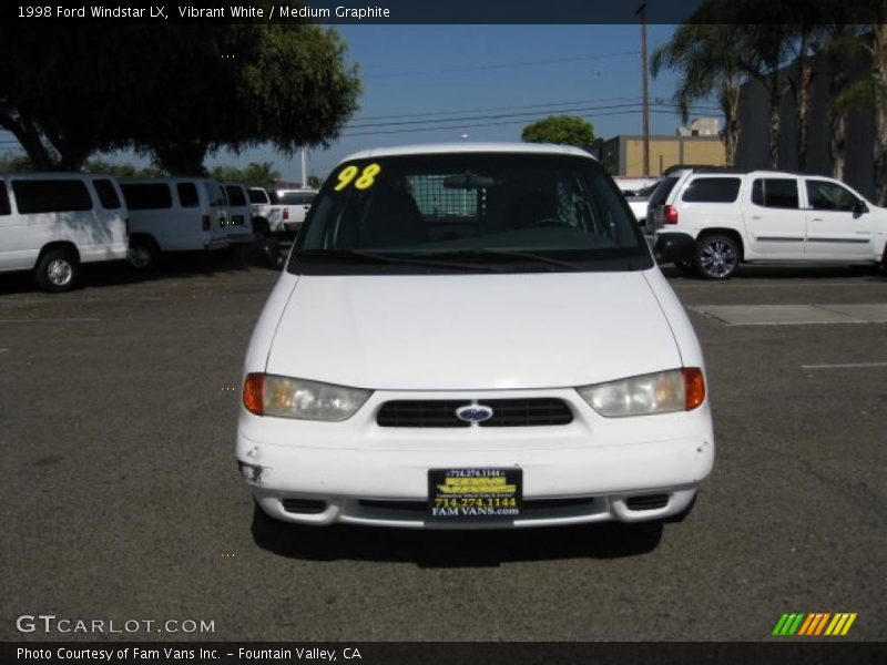 Vibrant White / Medium Graphite 1998 Ford Windstar LX