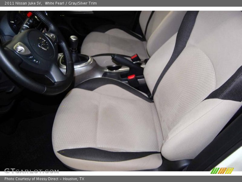  2011 Juke SV Gray/Silver Trim Interior