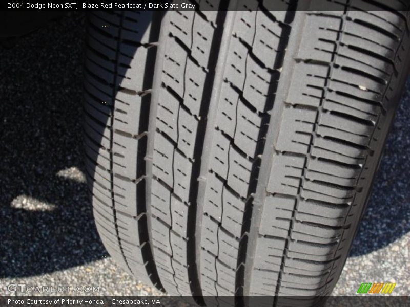 Blaze Red Pearlcoat / Dark Slate Gray 2004 Dodge Neon SXT