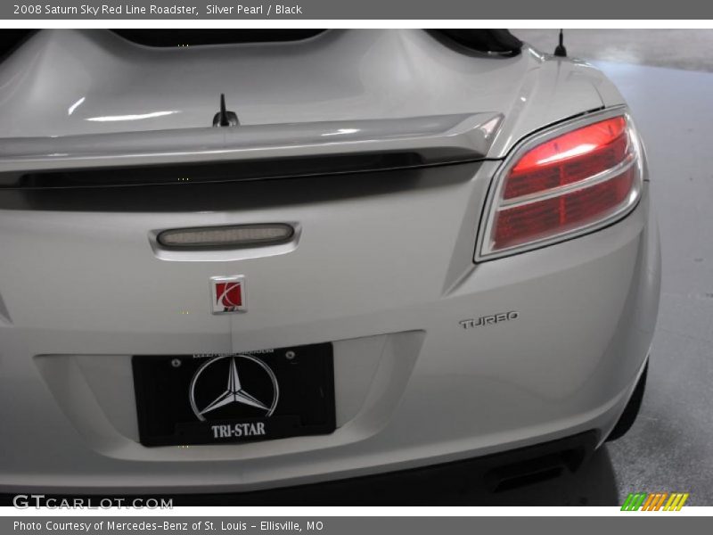 Silver Pearl / Black 2008 Saturn Sky Red Line Roadster