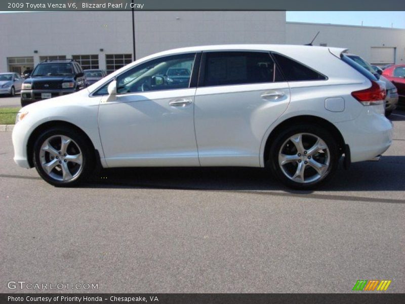 Blizzard Pearl / Gray 2009 Toyota Venza V6