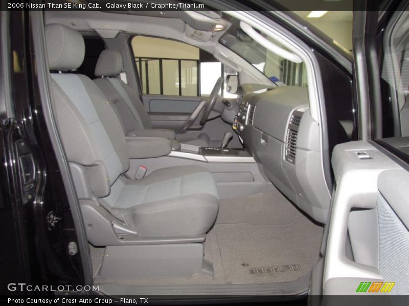  2006 Titan SE King Cab Graphite/Titanium Interior