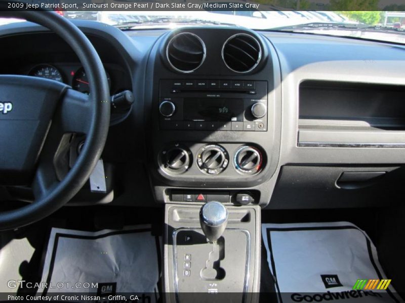 Sunburst Orange Pearl / Dark Slate Gray/Medium Slate Gray 2009 Jeep Patriot Sport