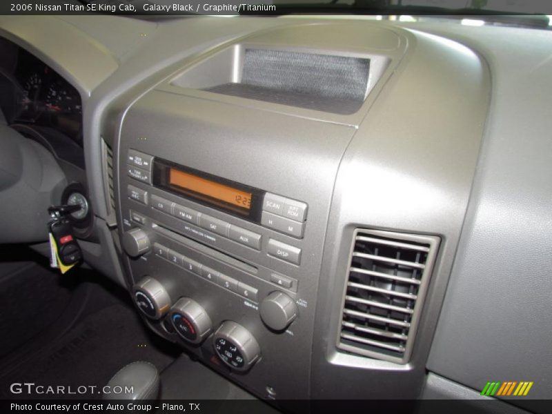 Galaxy Black / Graphite/Titanium 2006 Nissan Titan SE King Cab