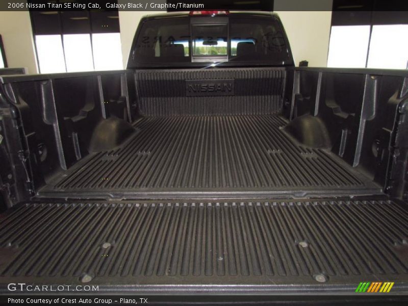 Galaxy Black / Graphite/Titanium 2006 Nissan Titan SE King Cab