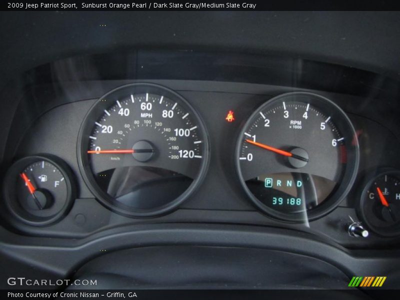 Sunburst Orange Pearl / Dark Slate Gray/Medium Slate Gray 2009 Jeep Patriot Sport