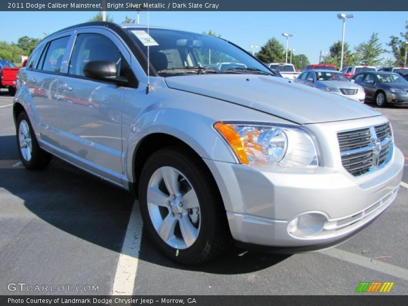 Bright Silver Metallic / Dark Slate Gray 2011 Dodge Caliber Mainstreet