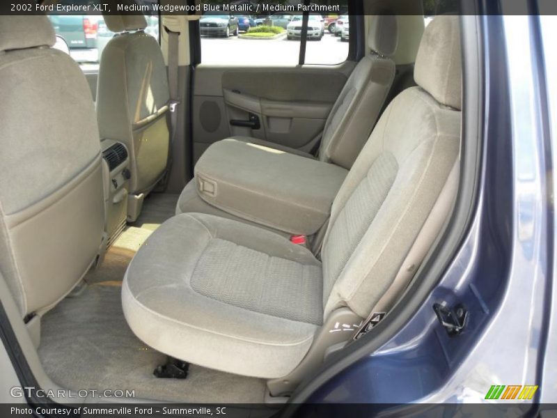 Medium Wedgewood Blue Metallic / Medium Parchment 2002 Ford Explorer XLT