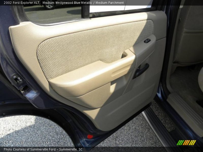 Medium Wedgewood Blue Metallic / Medium Parchment 2002 Ford Explorer XLT