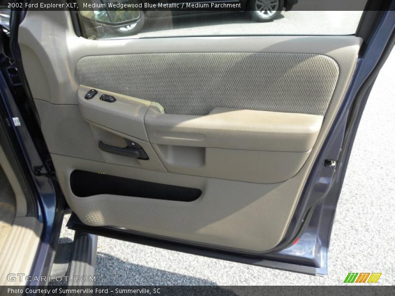 Medium Wedgewood Blue Metallic / Medium Parchment 2002 Ford Explorer XLT
