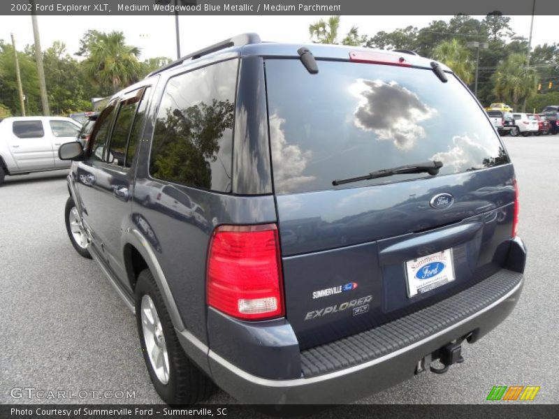 Medium Wedgewood Blue Metallic / Medium Parchment 2002 Ford Explorer XLT