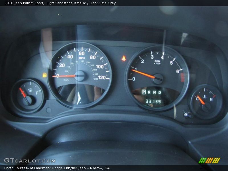 Light Sandstone Metallic / Dark Slate Gray 2010 Jeep Patriot Sport
