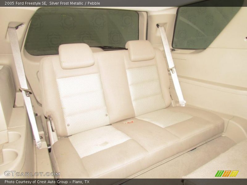Silver Frost Metallic / Pebble 2005 Ford Freestyle SE