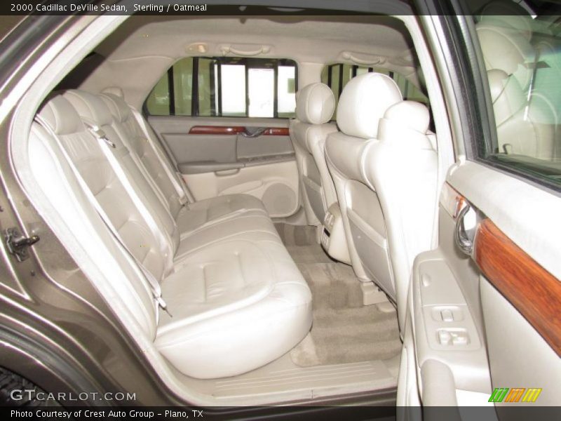 Sterling / Oatmeal 2000 Cadillac DeVille Sedan