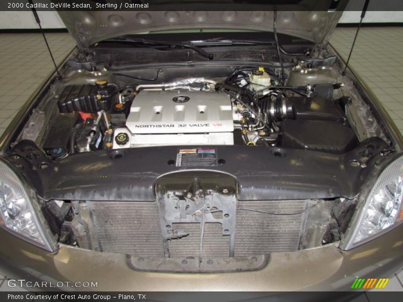 Sterling / Oatmeal 2000 Cadillac DeVille Sedan