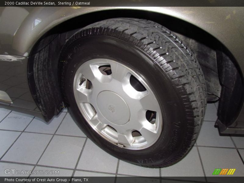 Sterling / Oatmeal 2000 Cadillac DeVille Sedan