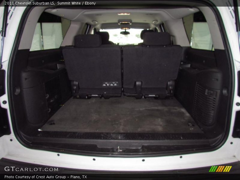 Summit White / Ebony 2011 Chevrolet Suburban LS