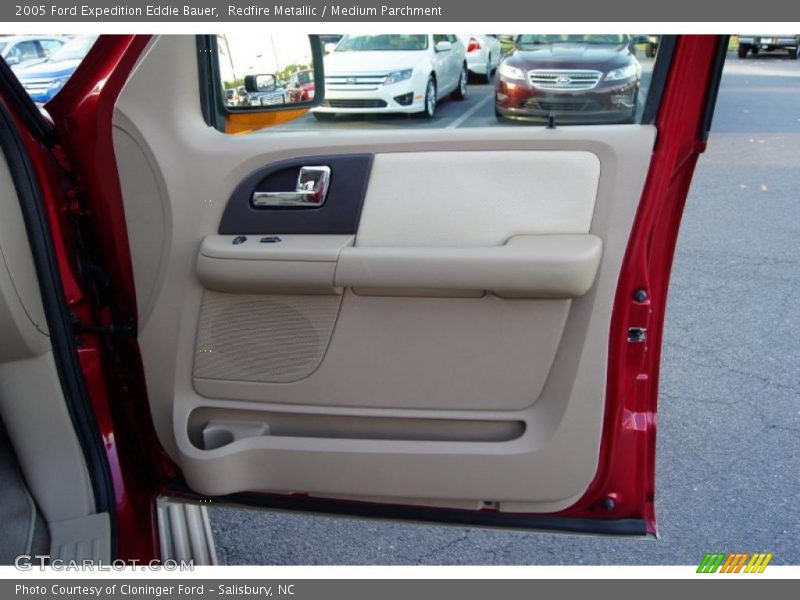 Redfire Metallic / Medium Parchment 2005 Ford Expedition Eddie Bauer