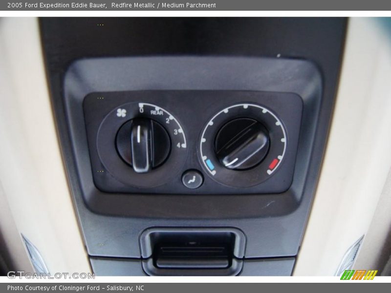 Redfire Metallic / Medium Parchment 2005 Ford Expedition Eddie Bauer