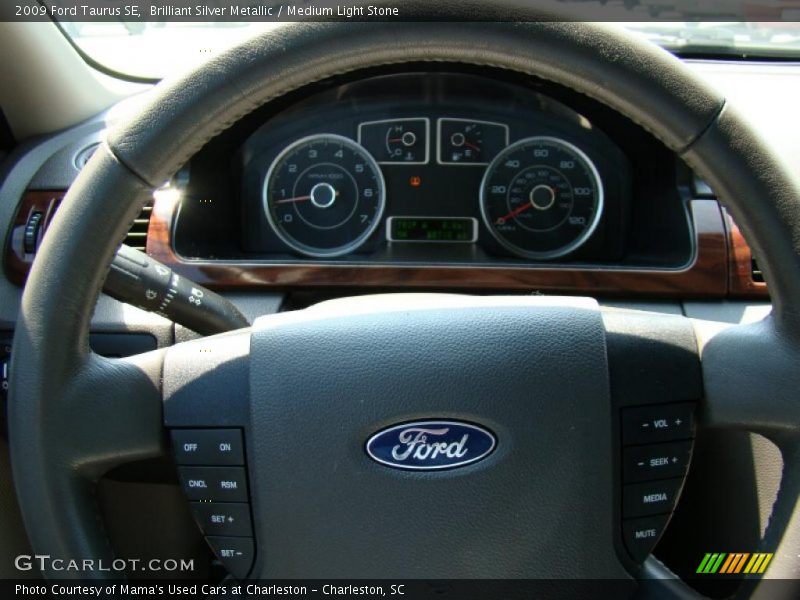 Brilliant Silver Metallic / Medium Light Stone 2009 Ford Taurus SE