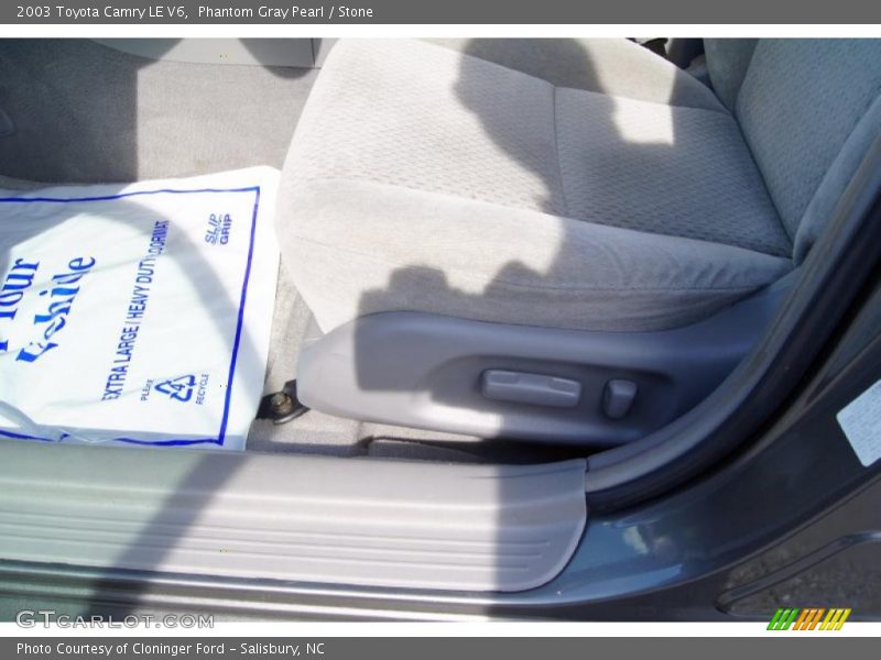 Phantom Gray Pearl / Stone 2003 Toyota Camry LE V6