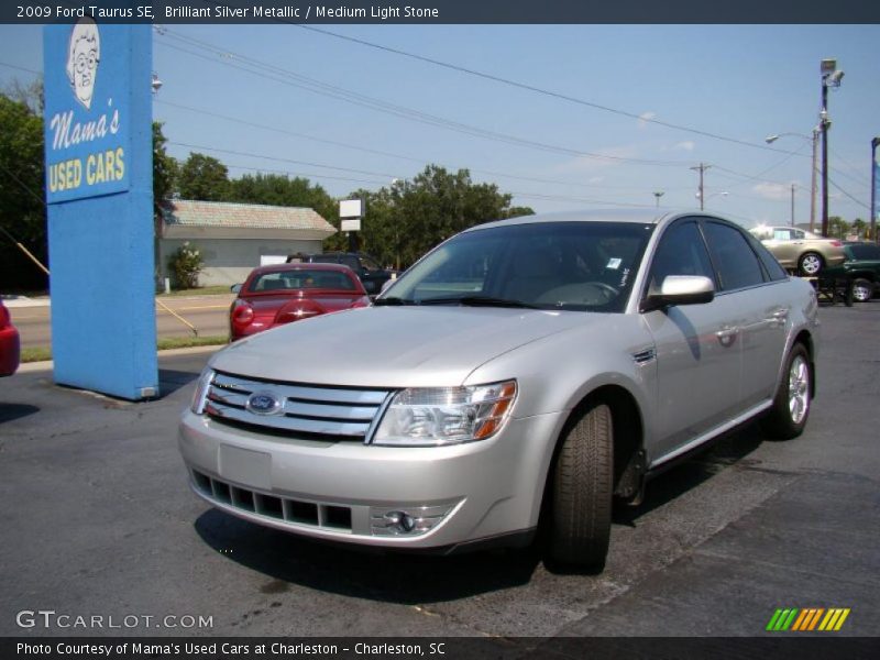 Brilliant Silver Metallic / Medium Light Stone 2009 Ford Taurus SE