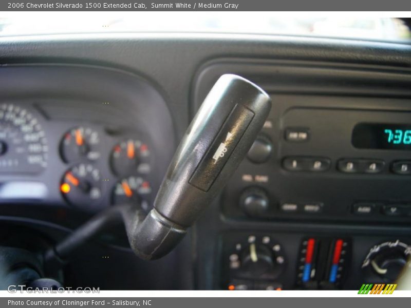 Summit White / Medium Gray 2006 Chevrolet Silverado 1500 Extended Cab