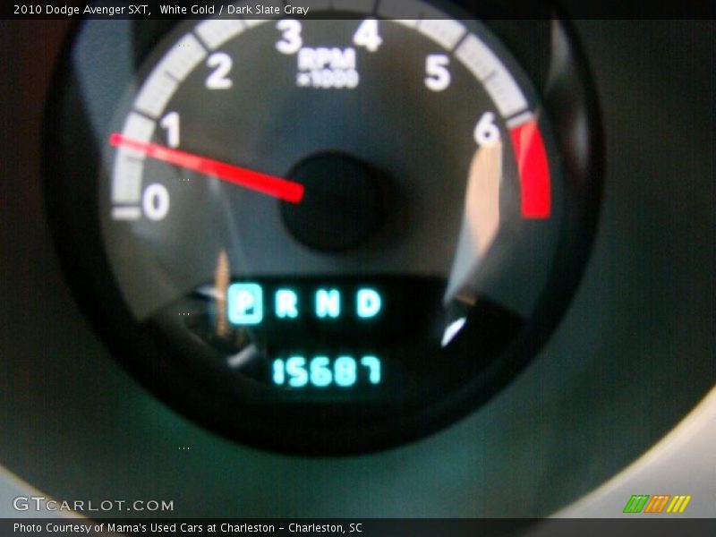 White Gold / Dark Slate Gray 2010 Dodge Avenger SXT