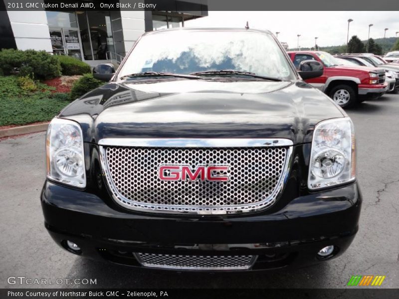 Onyx Black / Ebony 2011 GMC Yukon Denali AWD