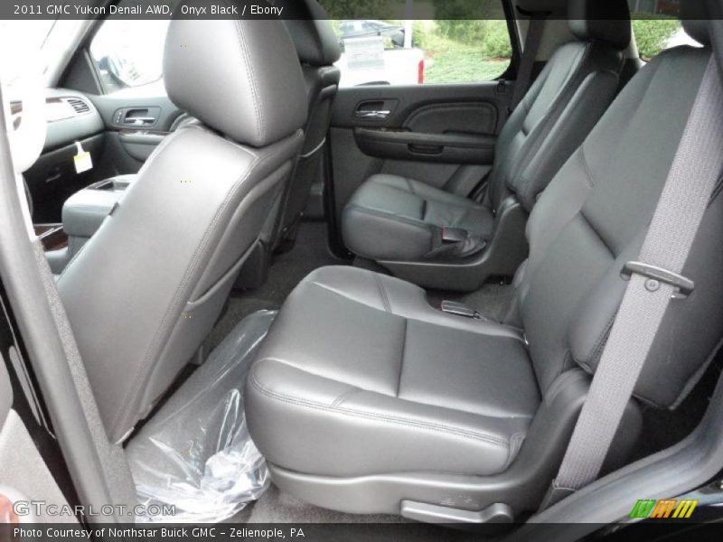 Onyx Black / Ebony 2011 GMC Yukon Denali AWD