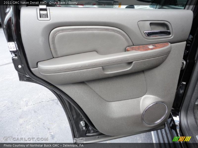 Onyx Black / Ebony 2011 GMC Yukon Denali AWD