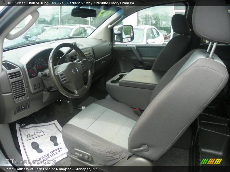 Radiant Silver / Graphite Black/Titanium 2007 Nissan Titan SE King Cab 4x4