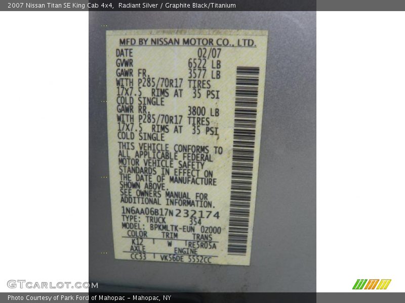 Radiant Silver / Graphite Black/Titanium 2007 Nissan Titan SE King Cab 4x4