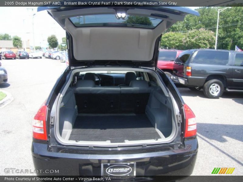 Brilliant Black Crystal Pearl / Dark Slate Gray/Medium Slate Gray 2005 Dodge Magnum SXT AWD