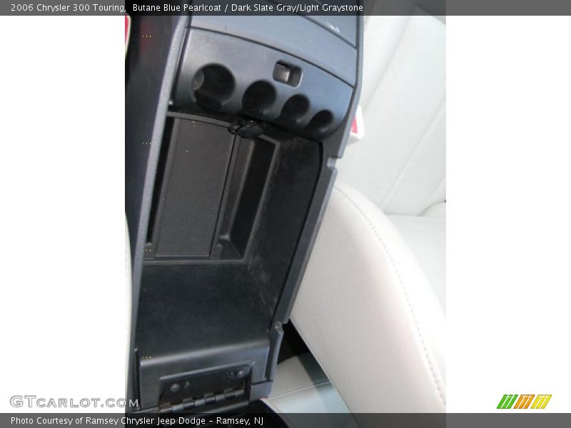 Butane Blue Pearlcoat / Dark Slate Gray/Light Graystone 2006 Chrysler 300 Touring
