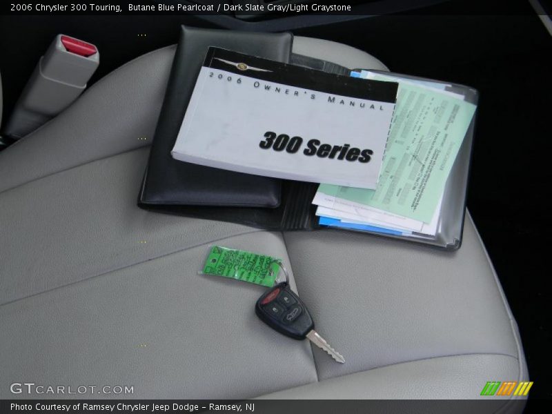 Butane Blue Pearlcoat / Dark Slate Gray/Light Graystone 2006 Chrysler 300 Touring