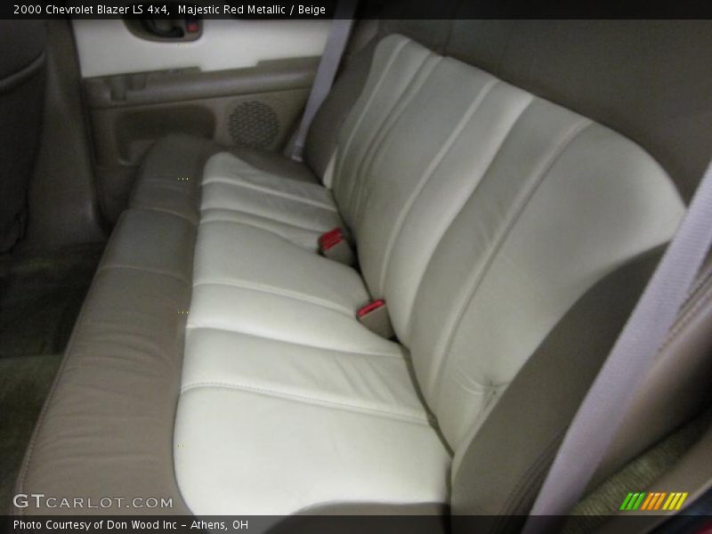 Majestic Red Metallic / Beige 2000 Chevrolet Blazer LS 4x4