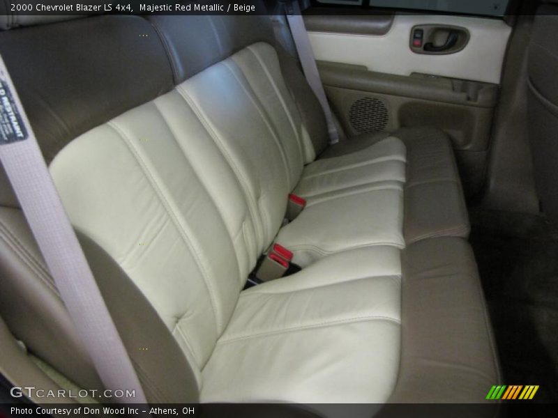 Majestic Red Metallic / Beige 2000 Chevrolet Blazer LS 4x4