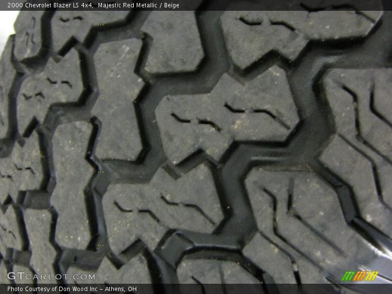 Majestic Red Metallic / Beige 2000 Chevrolet Blazer LS 4x4