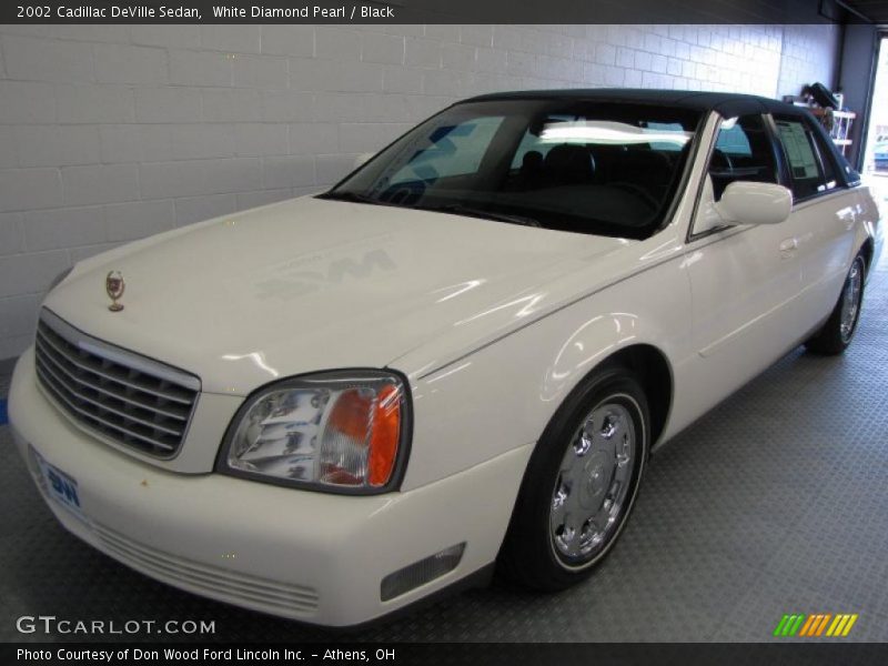 White Diamond Pearl / Black 2002 Cadillac DeVille Sedan