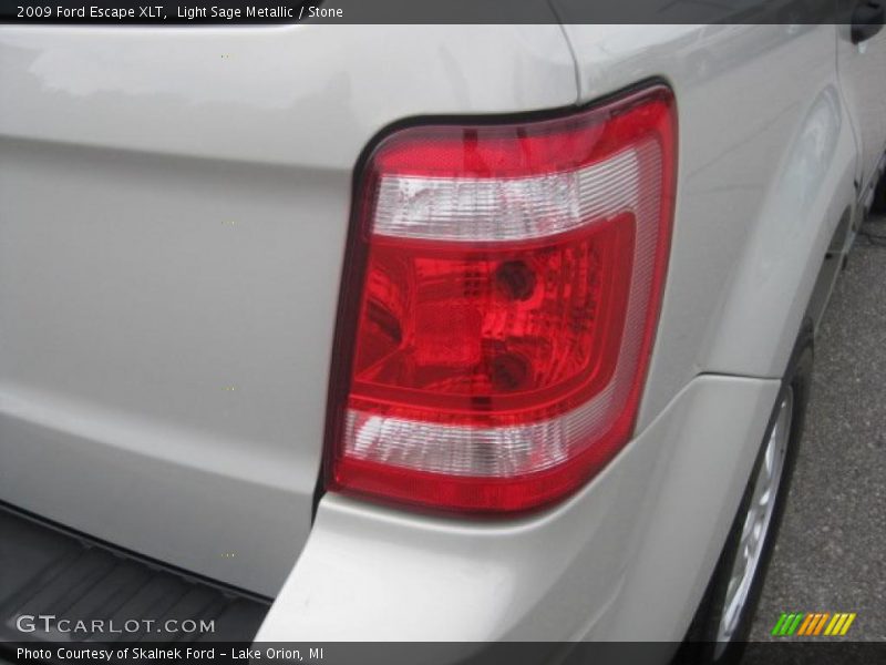 Light Sage Metallic / Stone 2009 Ford Escape XLT