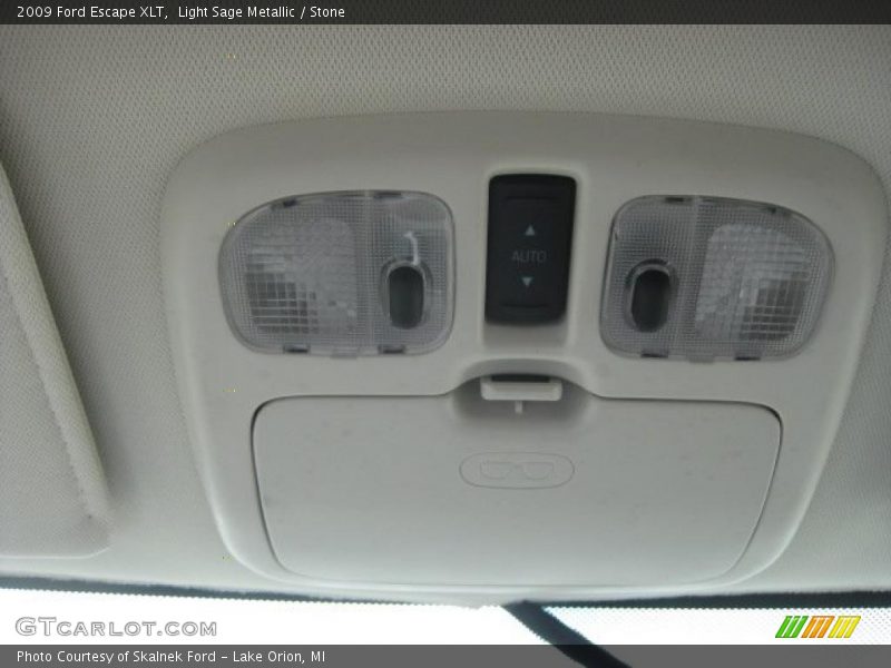 Light Sage Metallic / Stone 2009 Ford Escape XLT