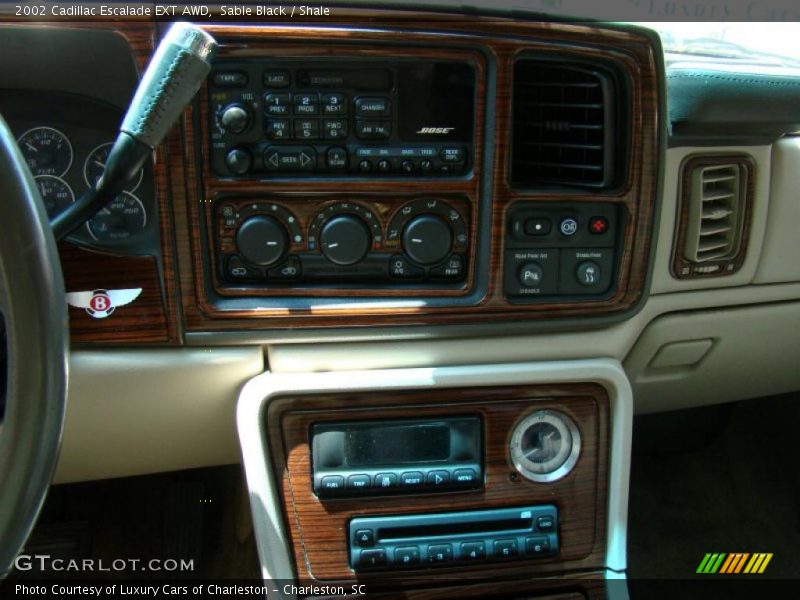 Sable Black / Shale 2002 Cadillac Escalade EXT AWD