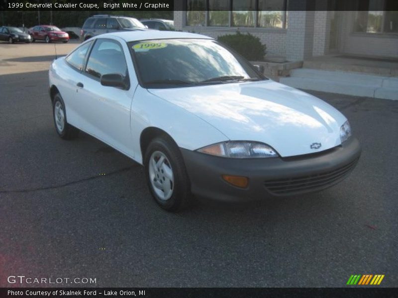 Bright White / Graphite 1999 Chevrolet Cavalier Coupe