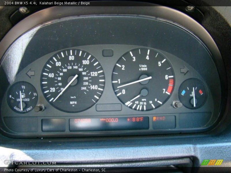 Kalahari Beige Metallic / Beige 2004 BMW X5 4.4i