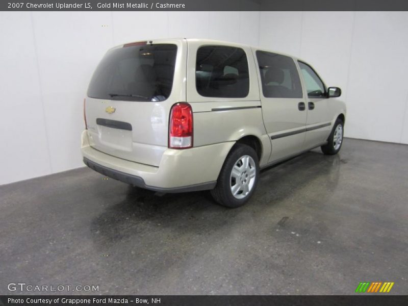 Gold Mist Metallic / Cashmere 2007 Chevrolet Uplander LS