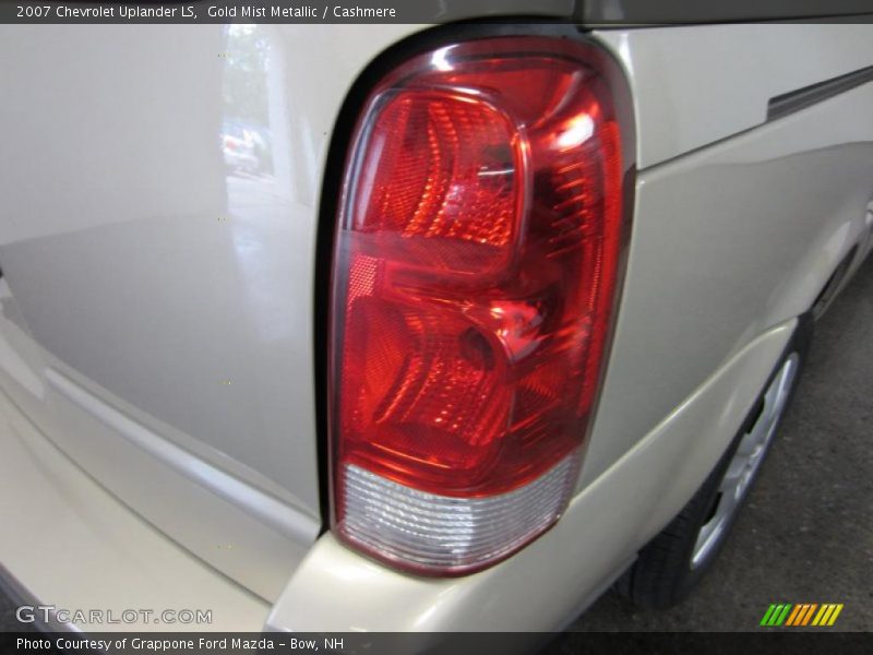 Gold Mist Metallic / Cashmere 2007 Chevrolet Uplander LS